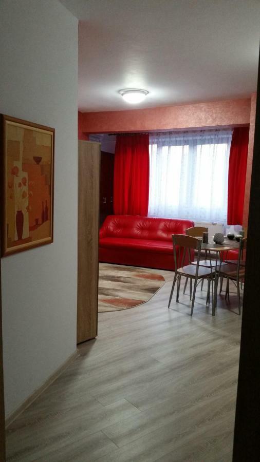Kolonaki Domus Apartment Ясси Екстер'єр фото