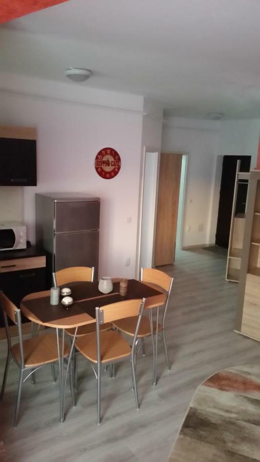Kolonaki Domus Apartment Ясси Екстер'єр фото