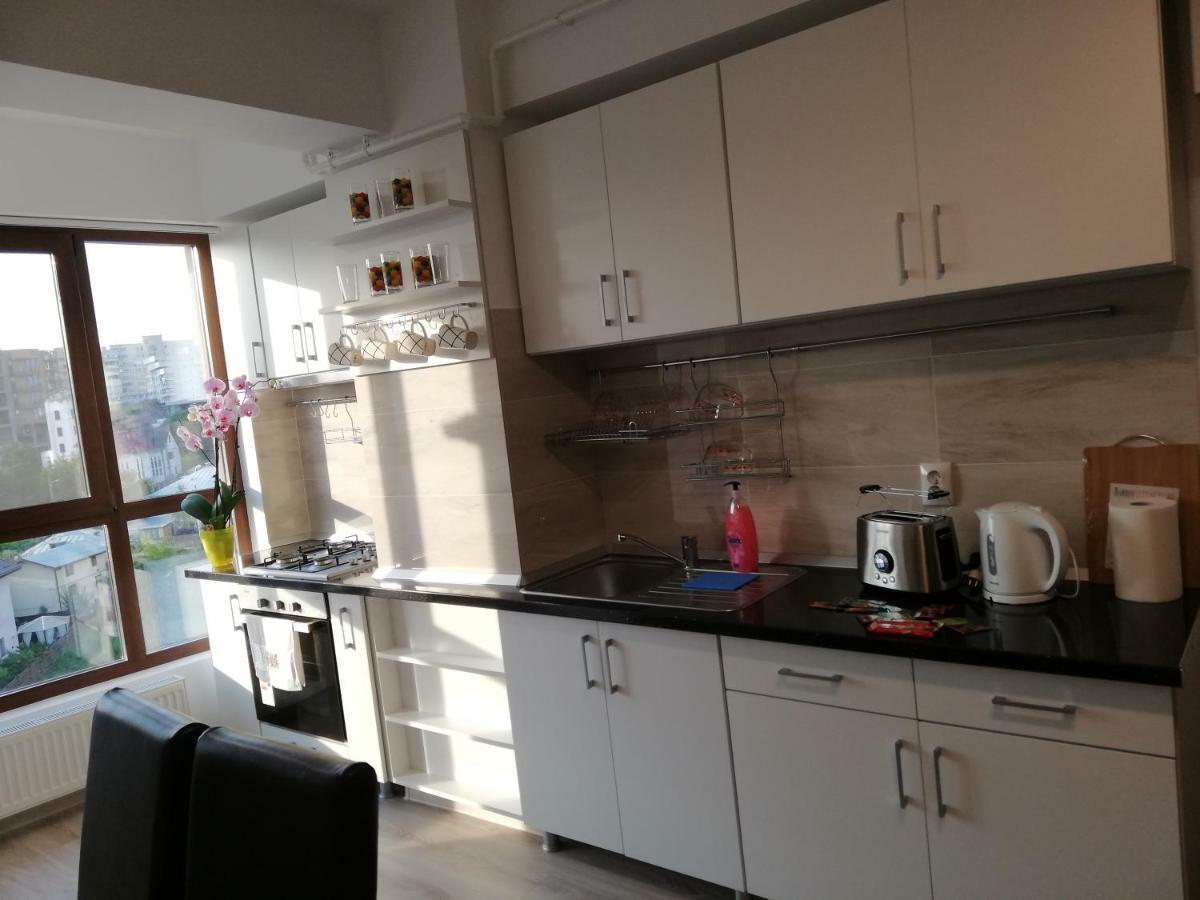 Kolonaki Domus Apartment Ясси Екстер'єр фото