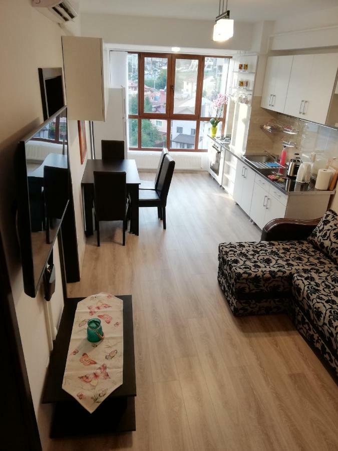 Kolonaki Domus Apartment Ясси Екстер'єр фото